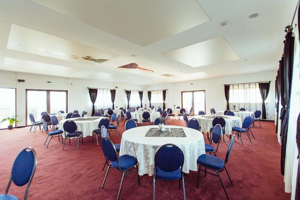 Casa Domeniile Vinului בית הארחה 3*